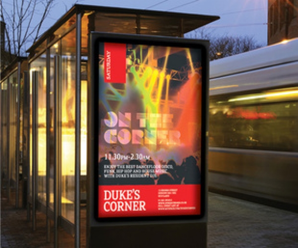 注意：超薄燈箱使用超齡將存在安全隱患！